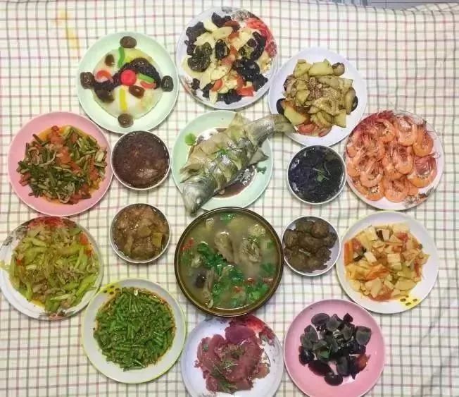 家里美食图片，家的味道与情感的共鸣